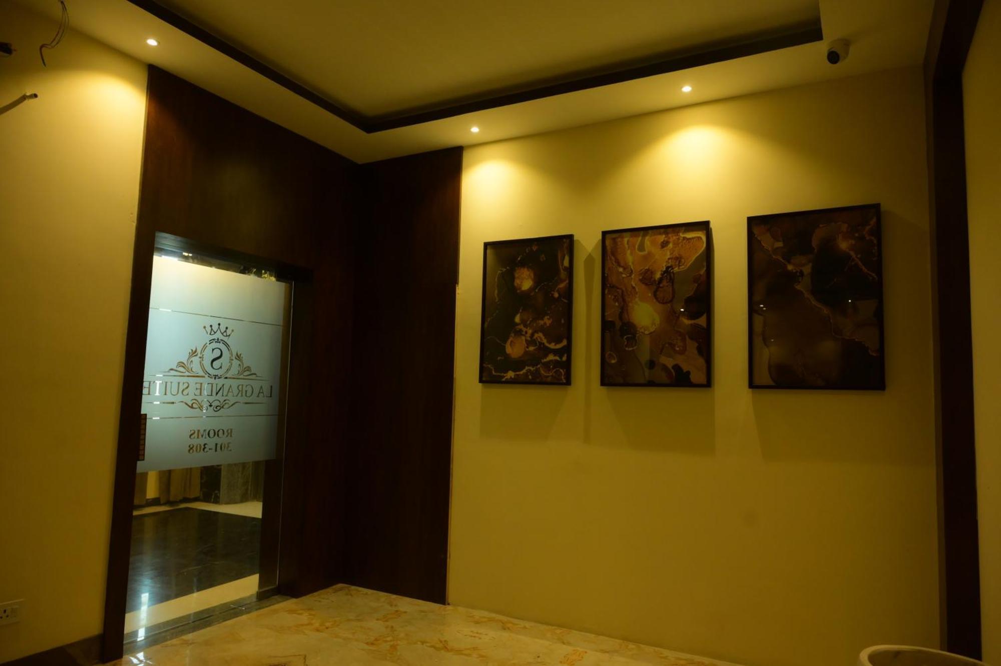 La Grande Suite กาไรกาล ภายนอก รูปภาพ