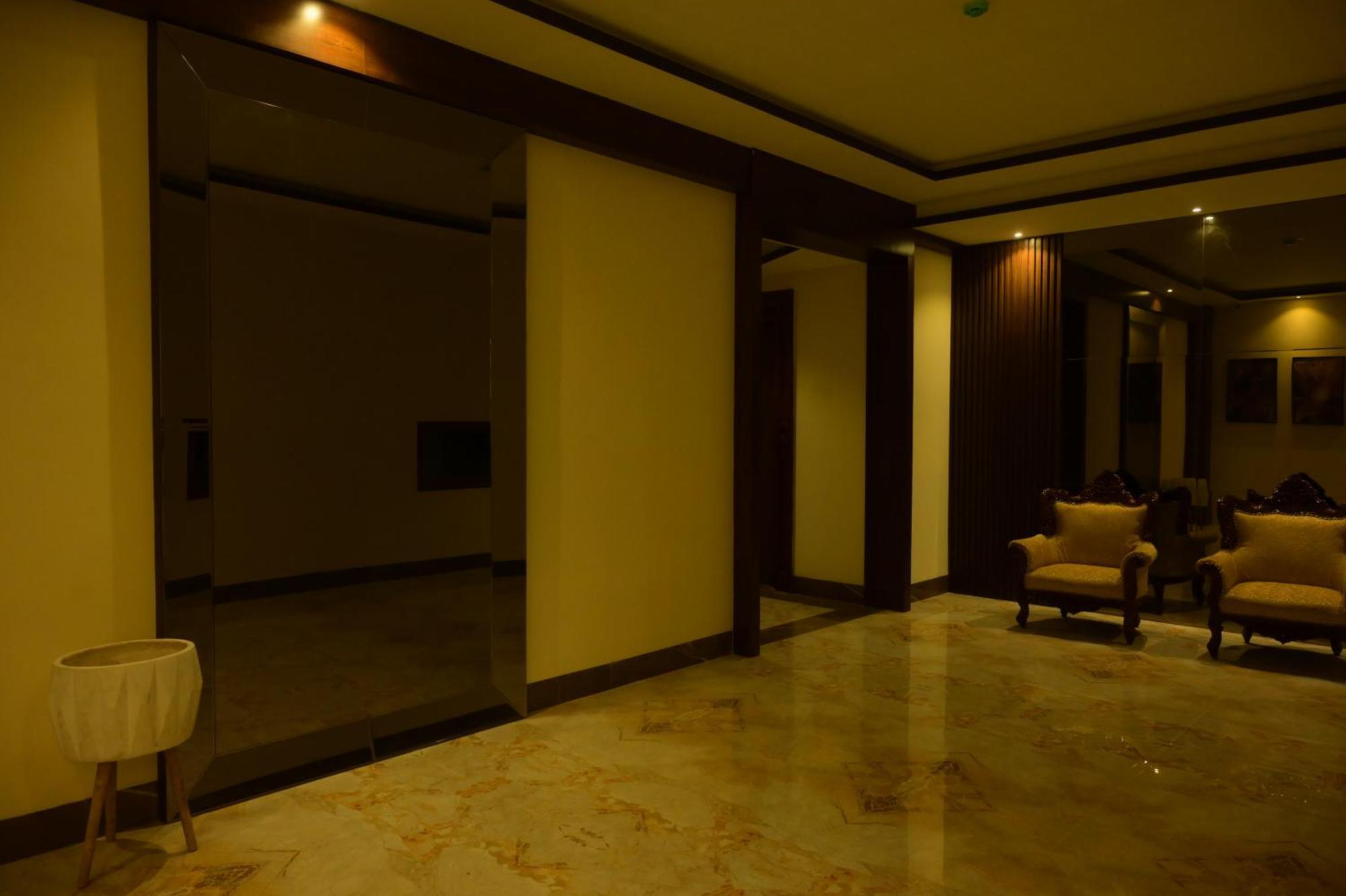 La Grande Suite กาไรกาล ภายนอก รูปภาพ